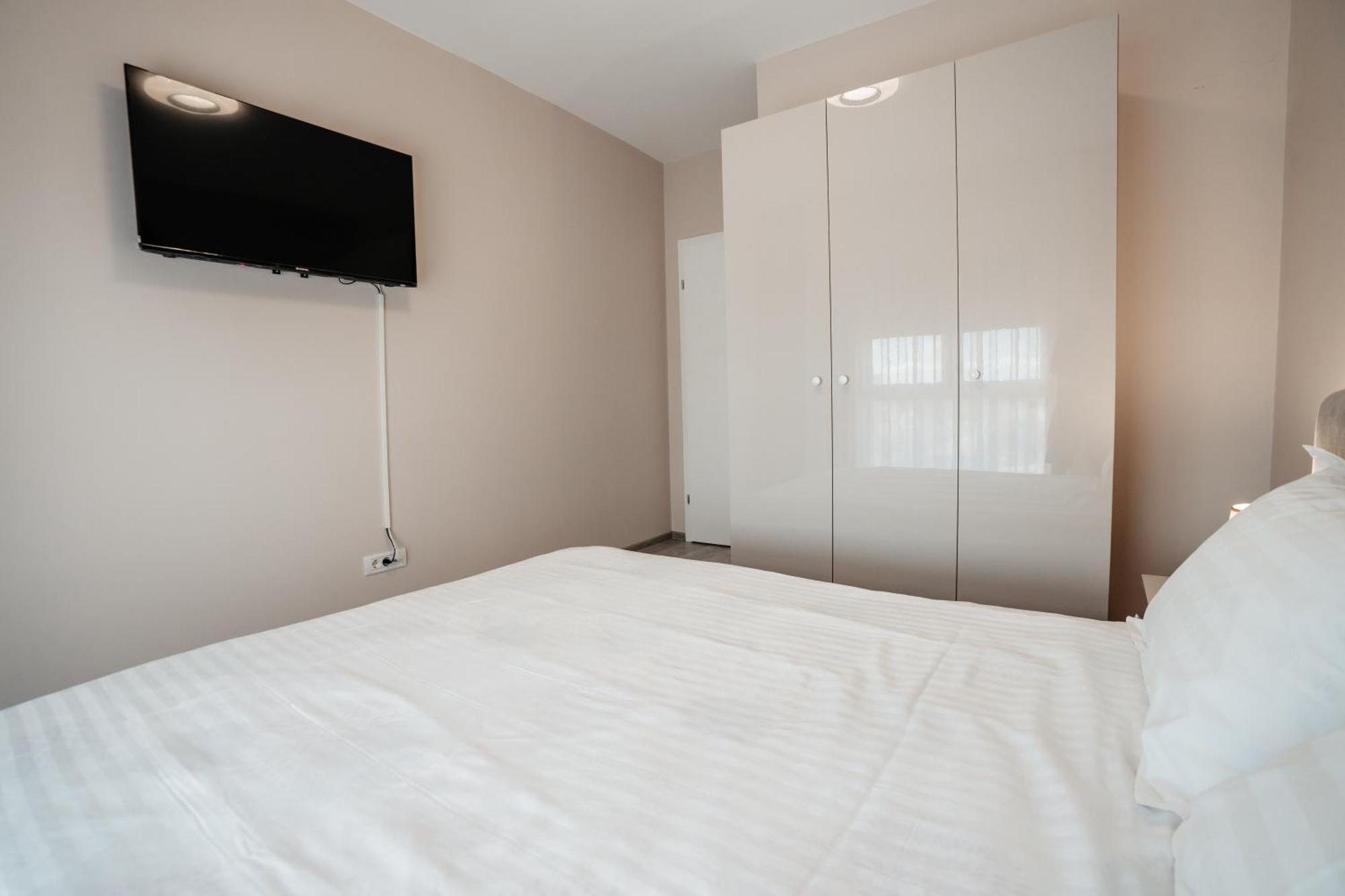 Sunrise View Apartment 拉迪亚 外观 照片